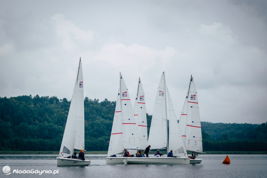 Różowe Regaty na Jachcie 2020 w Złotej Górze