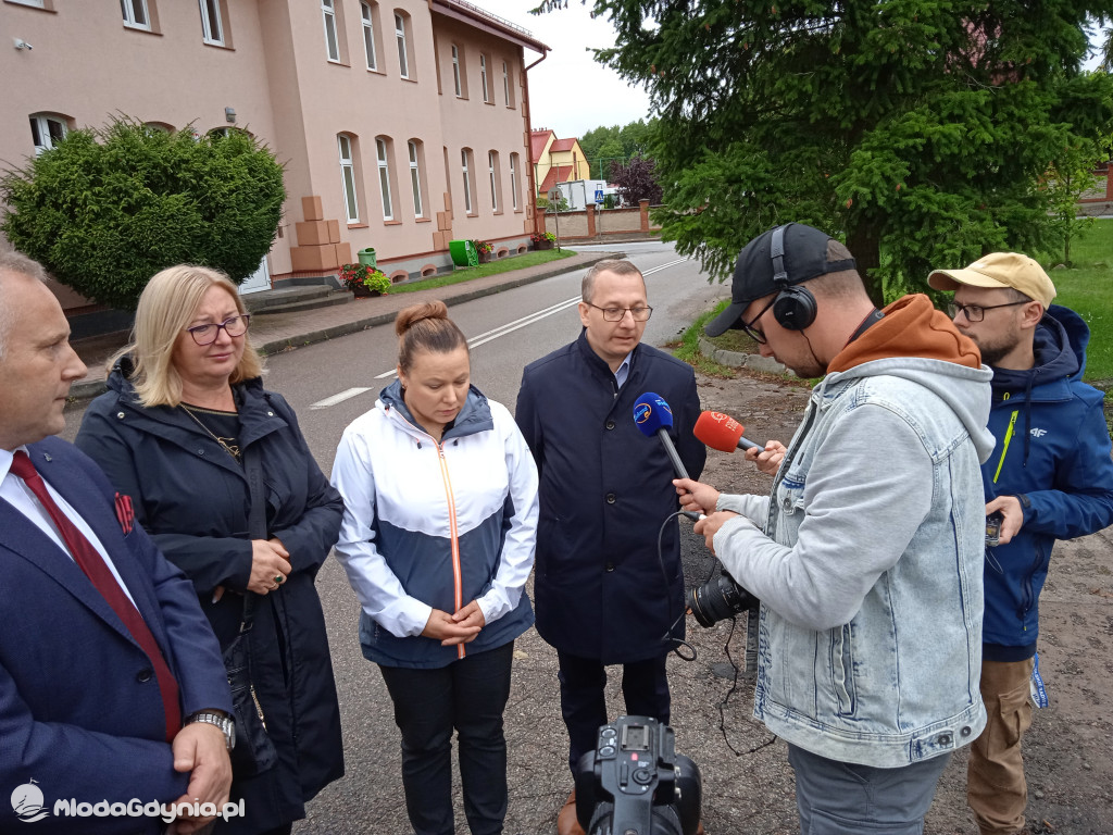 Konferencja prasowa  ws podpalenia w Barkowie - Czarne 18.09.2021