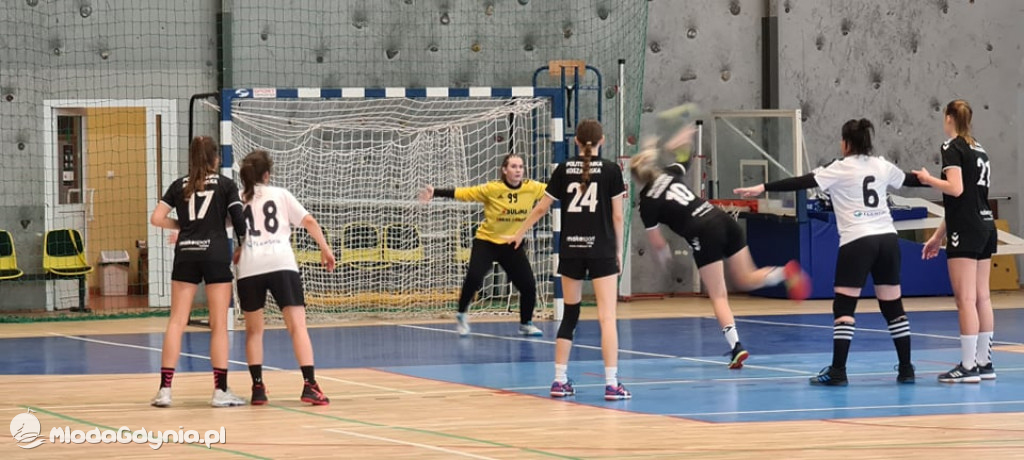 AZS Politechnika Koszalin - KS ISKRA AMW GDYNIA 20:24