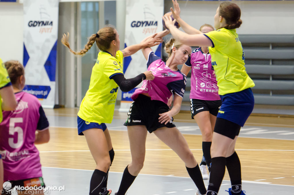 SPR Arka Gdynia - Jutrzenka Płock 28:21 (17:13)