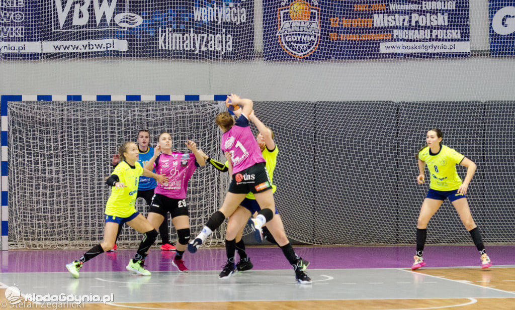 SPR Arka Gdynia - Jutrzenka Płock 28:21 (17:13)