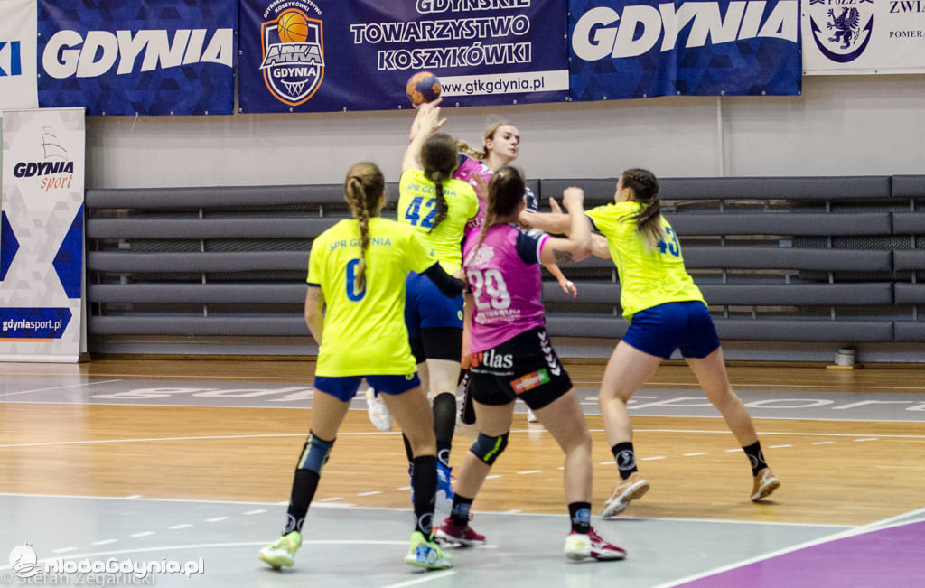 SPR Arka Gdynia - Jutrzenka Płock 28:21 (17:13)