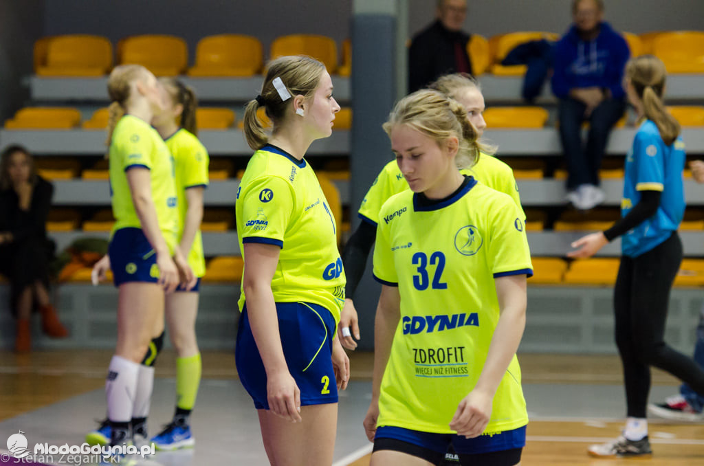 SPR Arka Gdynia - Jutrzenka Płock 28:21 (17:13)