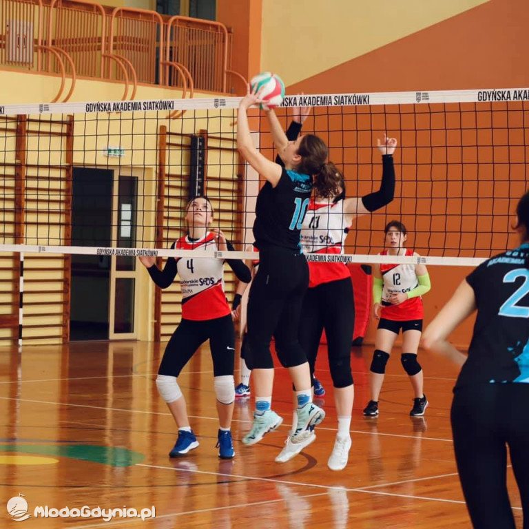 Gdyńska Akademia Siatkówki - Liga Juniorek PWZPS 2021 wystartowała