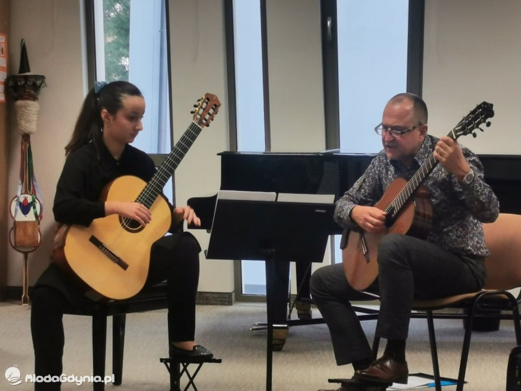Szkoła Muzyczna - I Nadmorski Festiwal Gitarowy