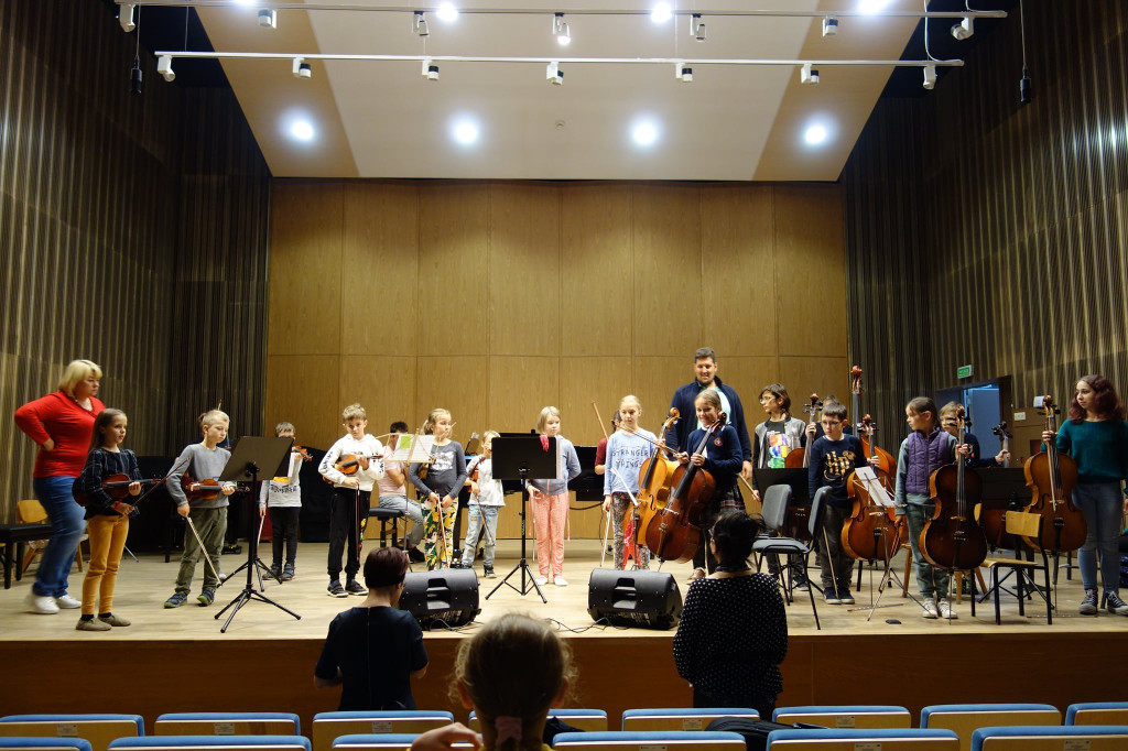 Szkoła Muzyczna -  warsztaty przygotowujące do Azjatyckiego Koncertu Sekcyjnego