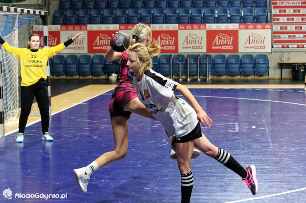 KS Iskra AMW Gdynia - Junak Włocławek 33:21