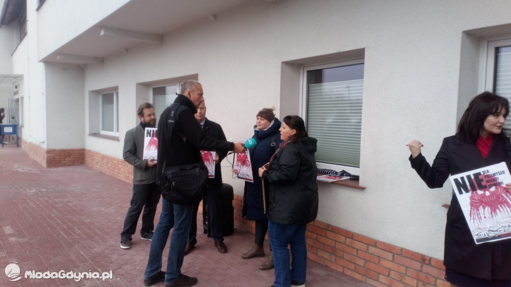 Żukowo - protest mieszkańców 26.10.2021