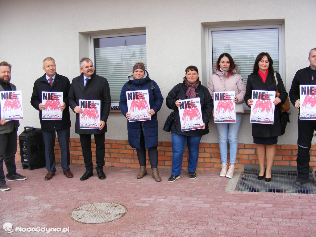Żukowo - protest mieszkańców 26.10.2021