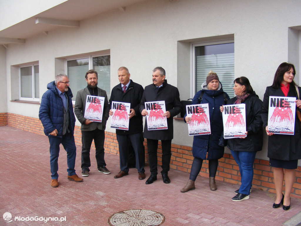 Żukowo - protest mieszkańców 26.10.2021
