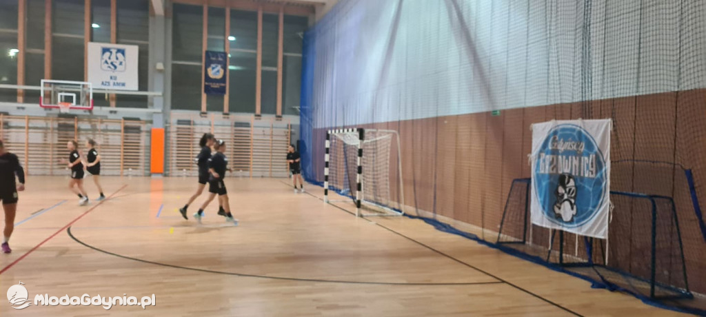 Iskra AMW GDYNIA - Słupia Słupsk 27:28