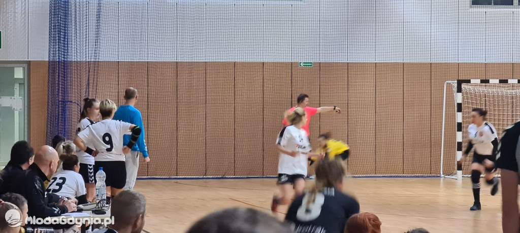 Iskra AMW GDYNIA - Słupia Słupsk 27:28