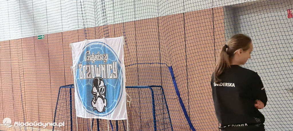 Iskra AMW GDYNIA - Słupia Słupsk 27:28