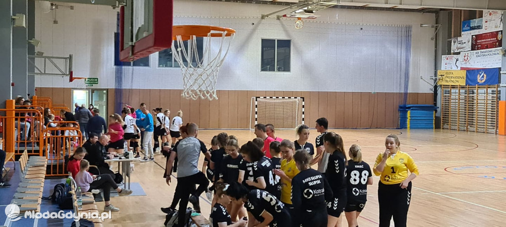 Iskra AMW GDYNIA - Słupia Słupsk 27:28
