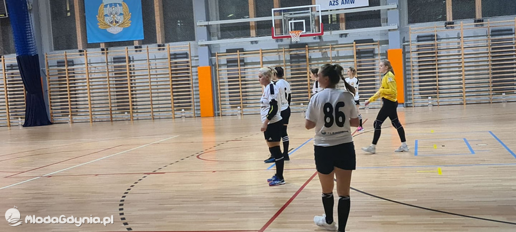Iskra AMW GDYNIA - Słupia Słupsk 27:28