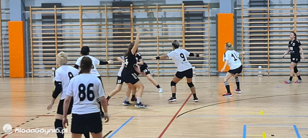 Iskra AMW GDYNIA - Słupia Słupsk 27:28