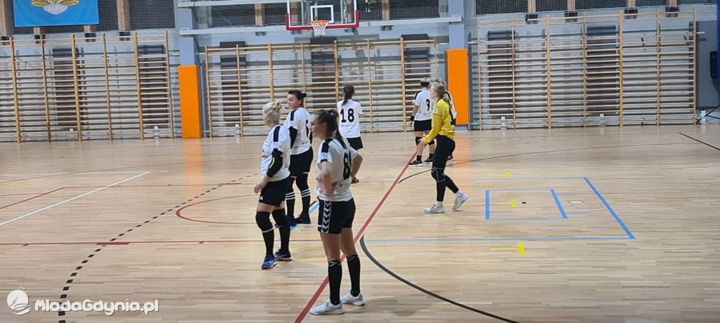 Iskra AMW GDYNIA - Słupia Słupsk 27:28