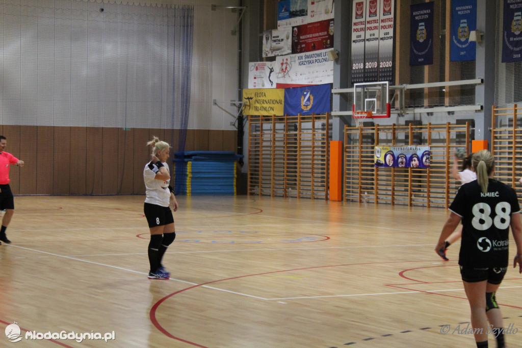 Iskra AMW GDYNIA - Słupia Słupsk 27:28