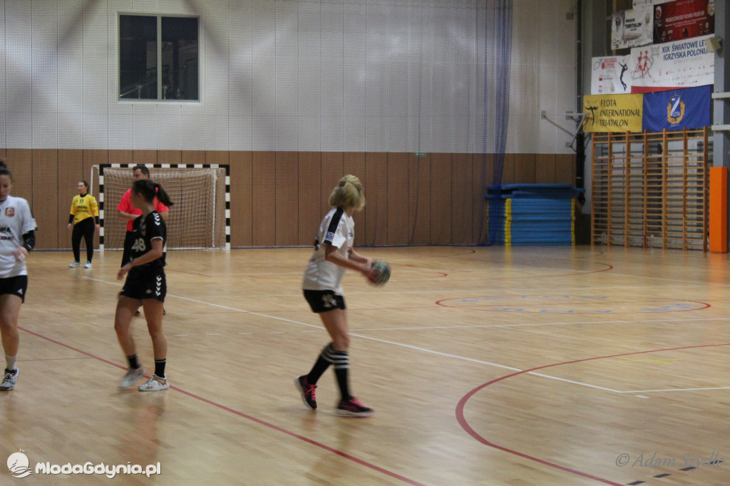 Iskra AMW GDYNIA - Słupia Słupsk 27:28