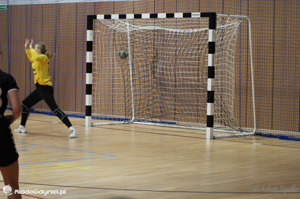 Iskra AMW GDYNIA - Słupia Słupsk 27:28