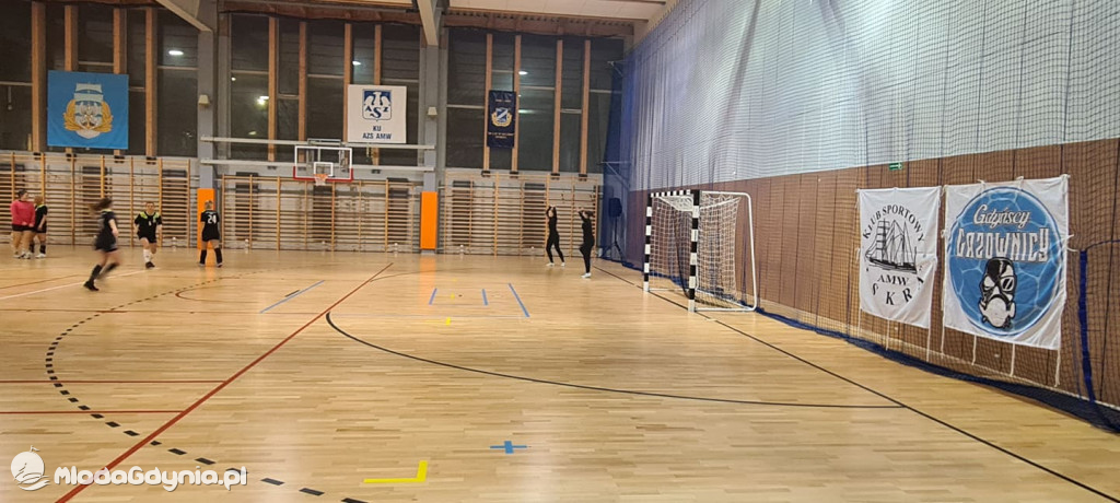 Iskra AMW GDYNIA- Uniwersytet Gdański - 31:40