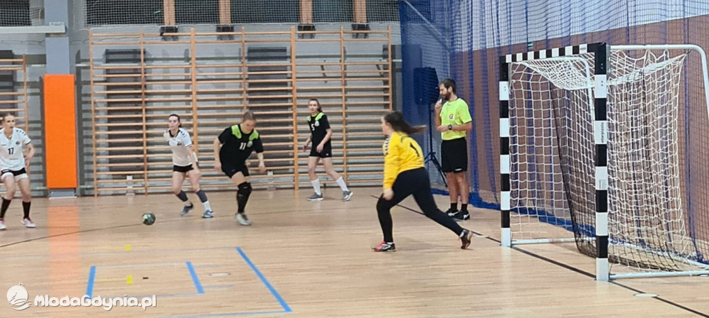 Iskra AMW GDYNIA- Uniwersytet Gdański - 31:40