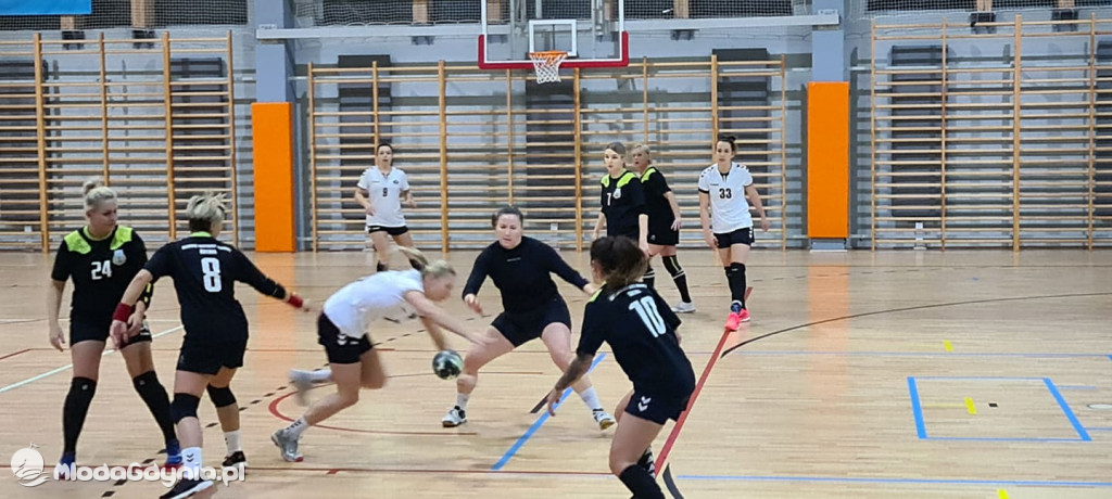 Iskra AMW GDYNIA- Uniwersytet Gdański - 31:40