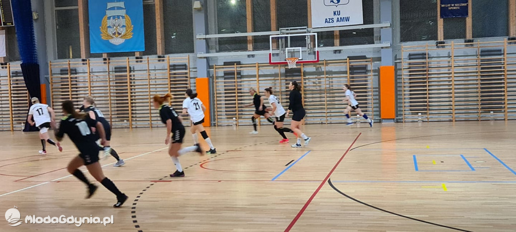 Iskra AMW GDYNIA- Uniwersytet Gdański - 31:40