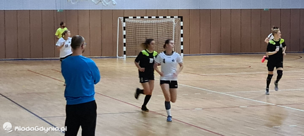 Iskra AMW GDYNIA- Uniwersytet Gdański - 31:40
