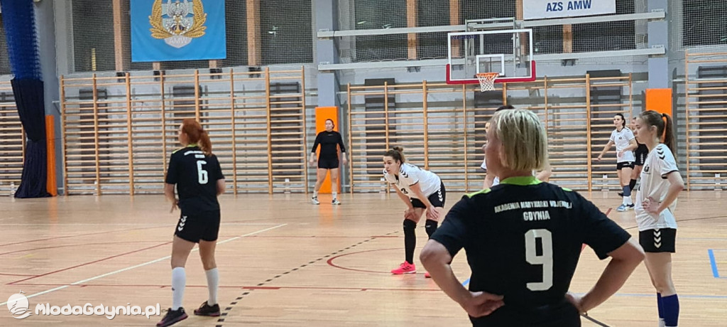 Iskra AMW GDYNIA- Uniwersytet Gdański - 31:40