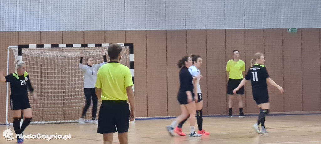 Iskra AMW GDYNIA- Uniwersytet Gdański - 31:40