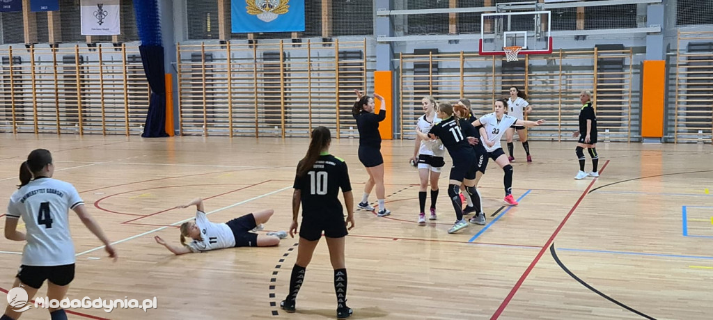 Iskra AMW GDYNIA- Uniwersytet Gdański - 31:40