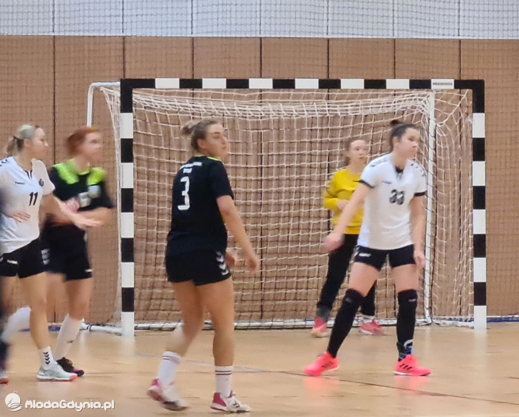 Iskra AMW GDYNIA- Uniwersytet Gdański - 31:40