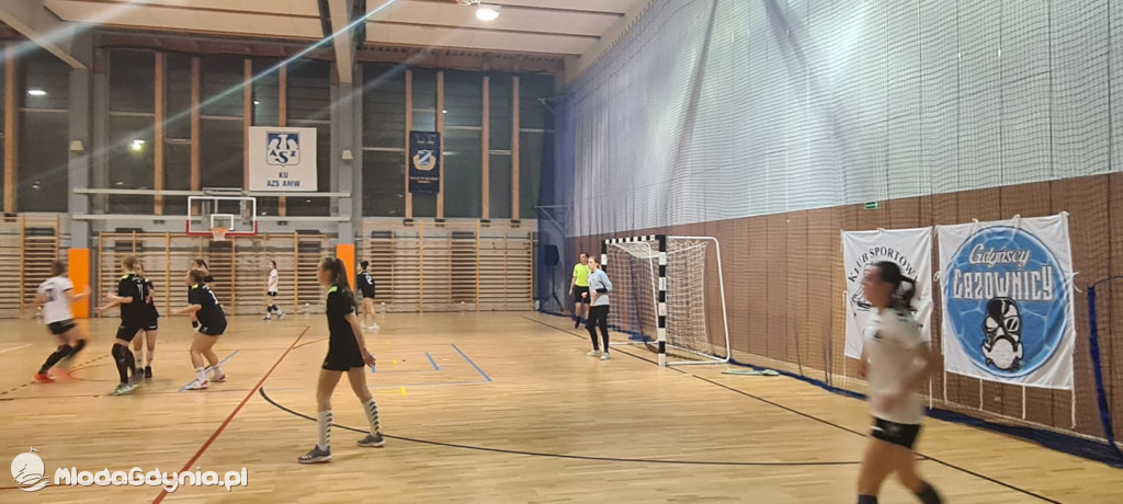 Iskra AMW GDYNIA- Uniwersytet Gdański - 31:40