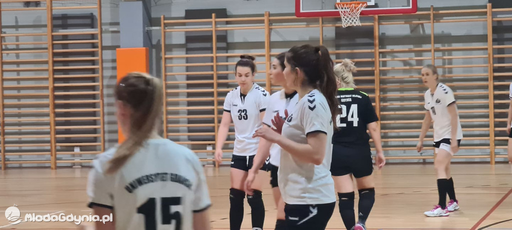 Iskra AMW GDYNIA- Uniwersytet Gdański - 31:40