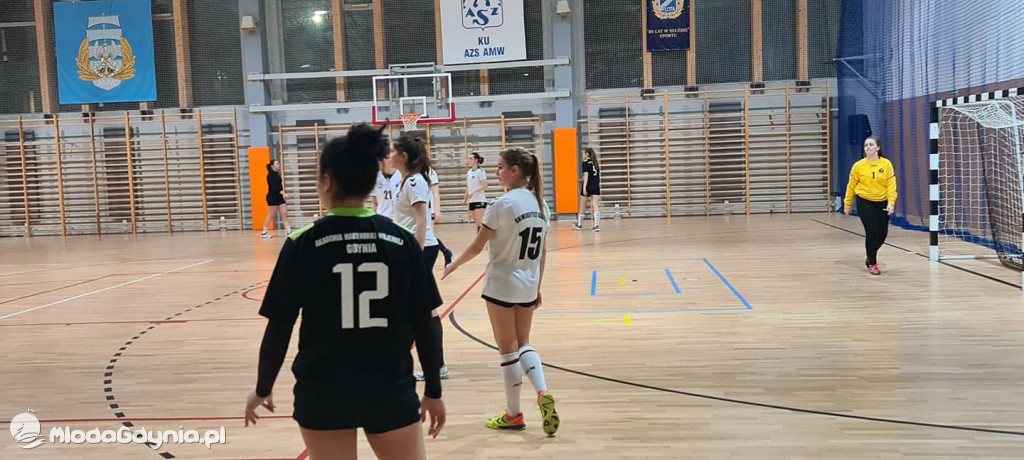 Iskra AMW GDYNIA- Uniwersytet Gdański - 31:40
