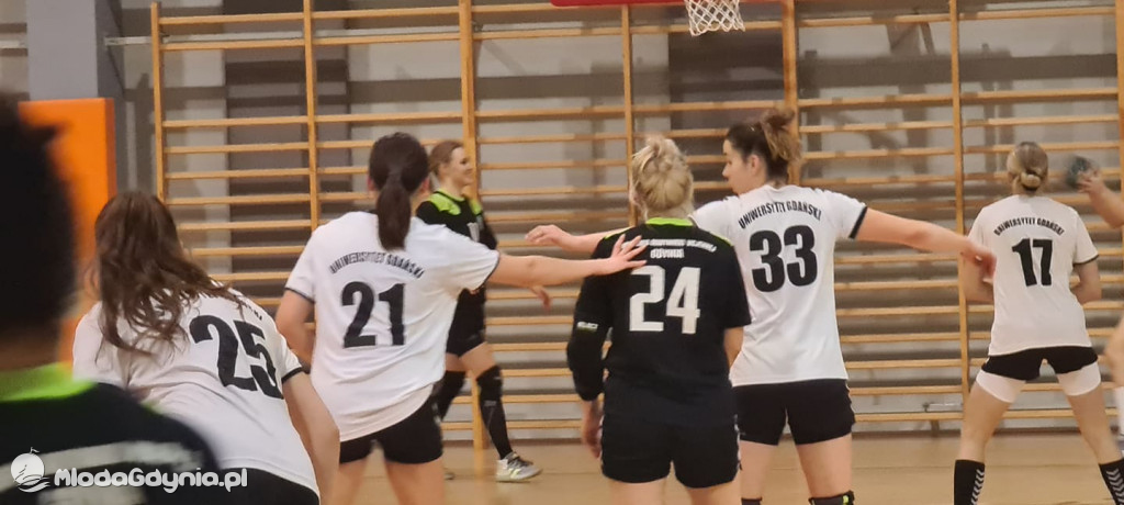 Iskra AMW GDYNIA- Uniwersytet Gdański - 31:40