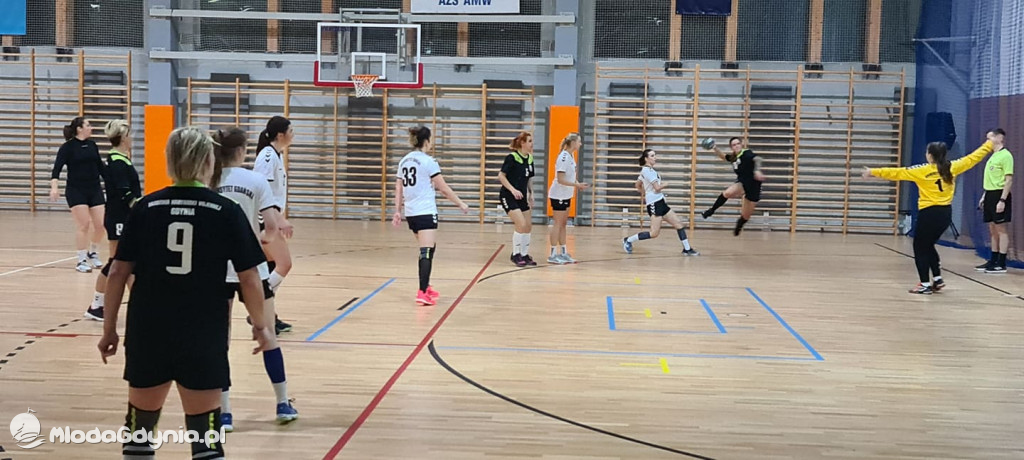 Iskra AMW GDYNIA- Uniwersytet Gdański - 31:40
