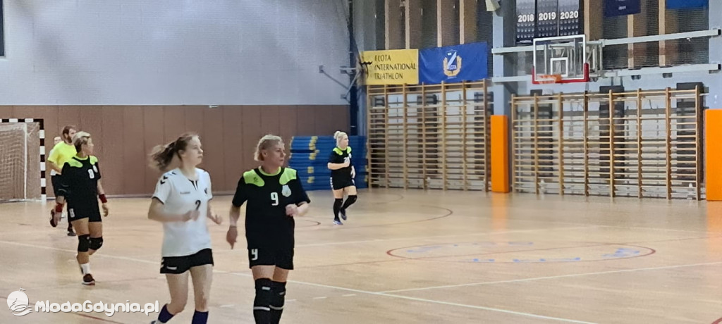 Iskra AMW GDYNIA- Uniwersytet Gdański - 31:40