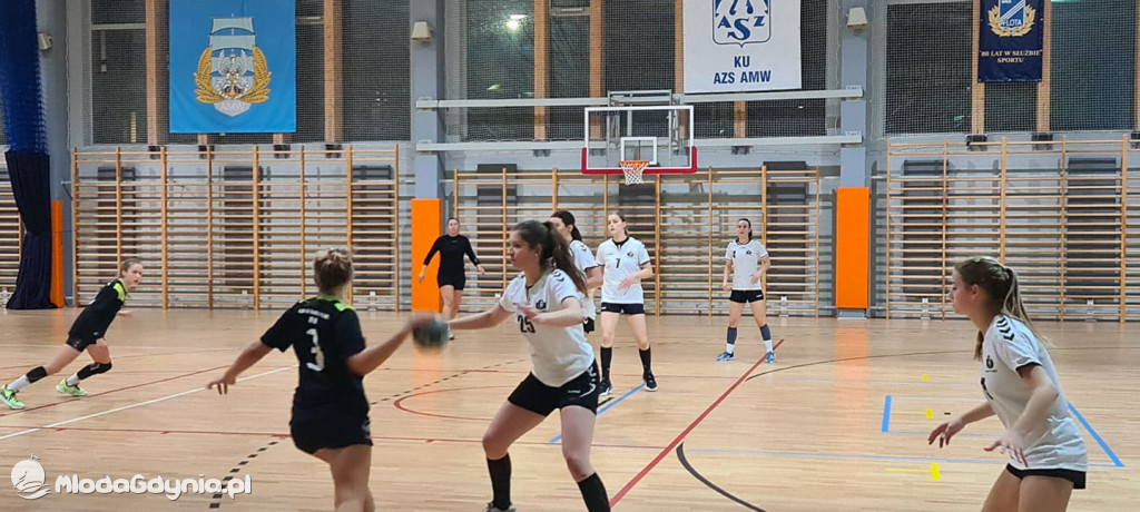 Iskra AMW GDYNIA- Uniwersytet Gdański - 31:40