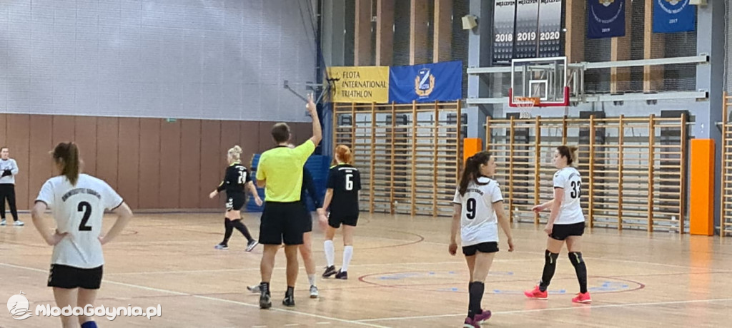 Iskra AMW GDYNIA- Uniwersytet Gdański - 31:40