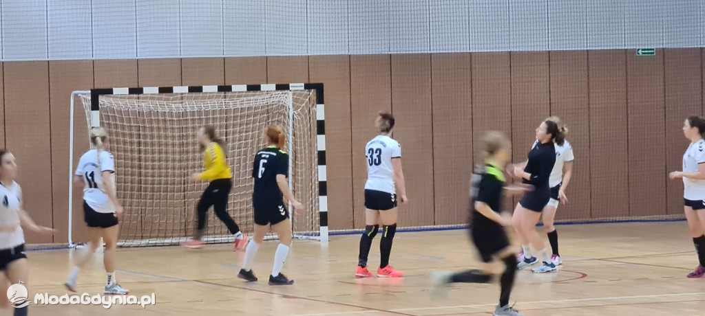 Iskra AMW GDYNIA- Uniwersytet Gdański - 31:40