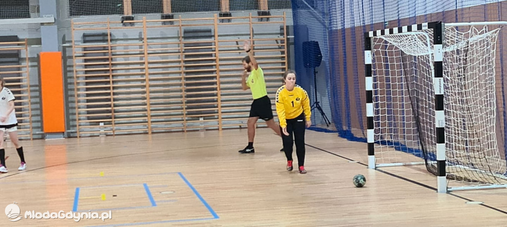 Iskra AMW GDYNIA- Uniwersytet Gdański - 31:40