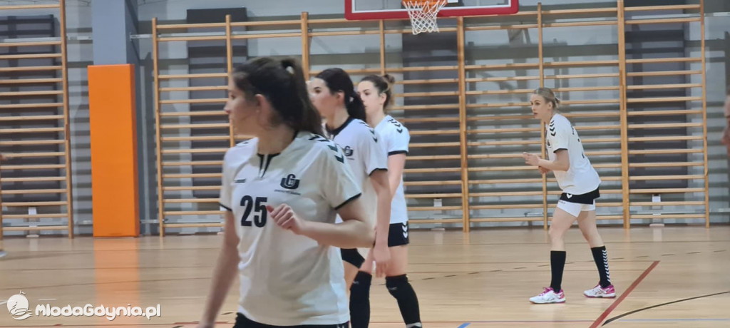 Iskra AMW GDYNIA- Uniwersytet Gdański - 31:40
