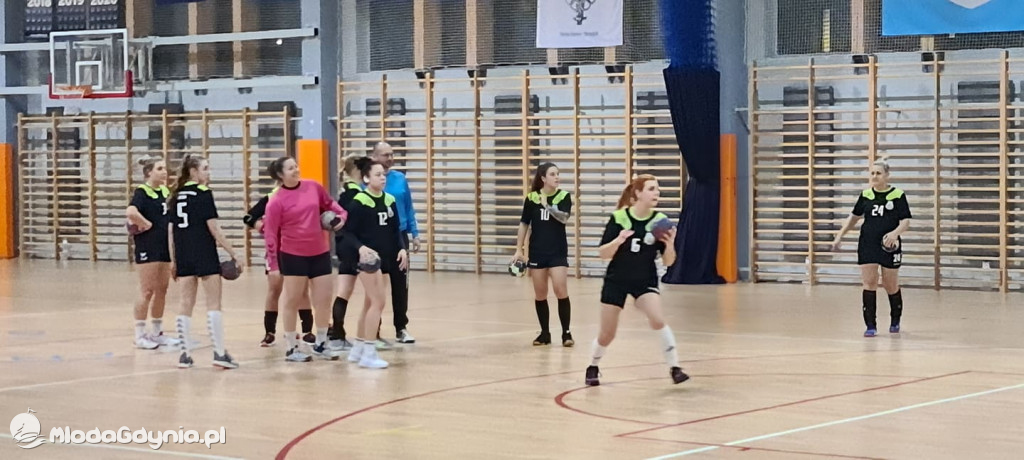Iskra AMW GDYNIA- Uniwersytet Gdański - 31:40