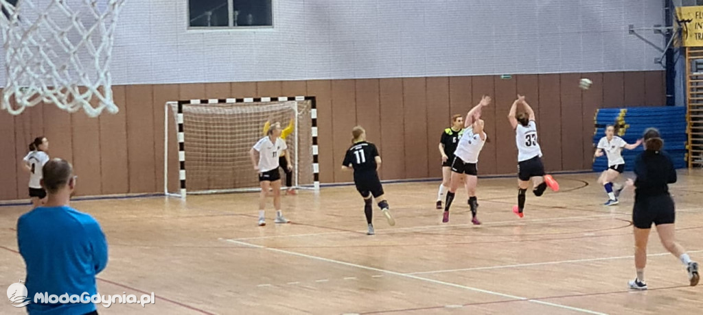 Iskra AMW GDYNIA- Uniwersytet Gdański - 31:40
