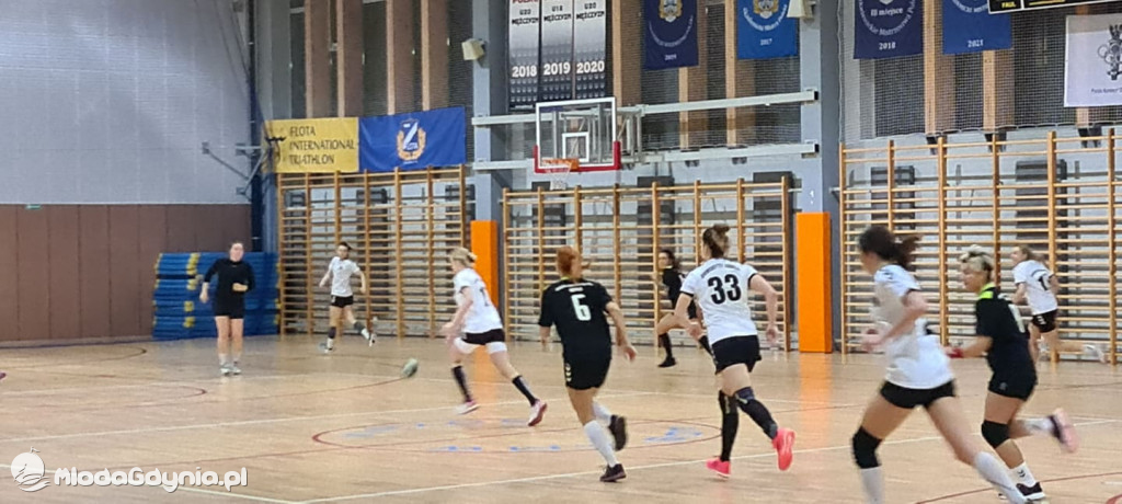 Iskra AMW GDYNIA- Uniwersytet Gdański - 31:40