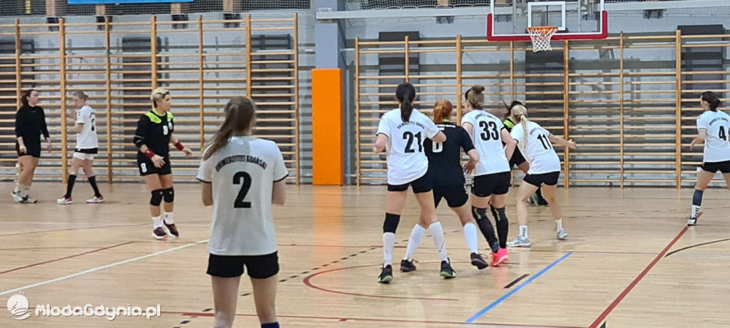 Iskra AMW GDYNIA- Uniwersytet Gdański - 31:40