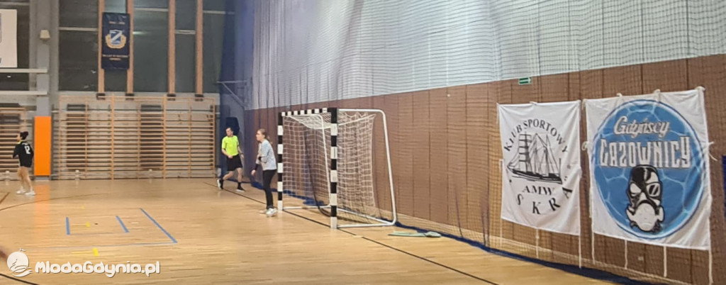 Iskra AMW GDYNIA- Uniwersytet Gdański - 31:40