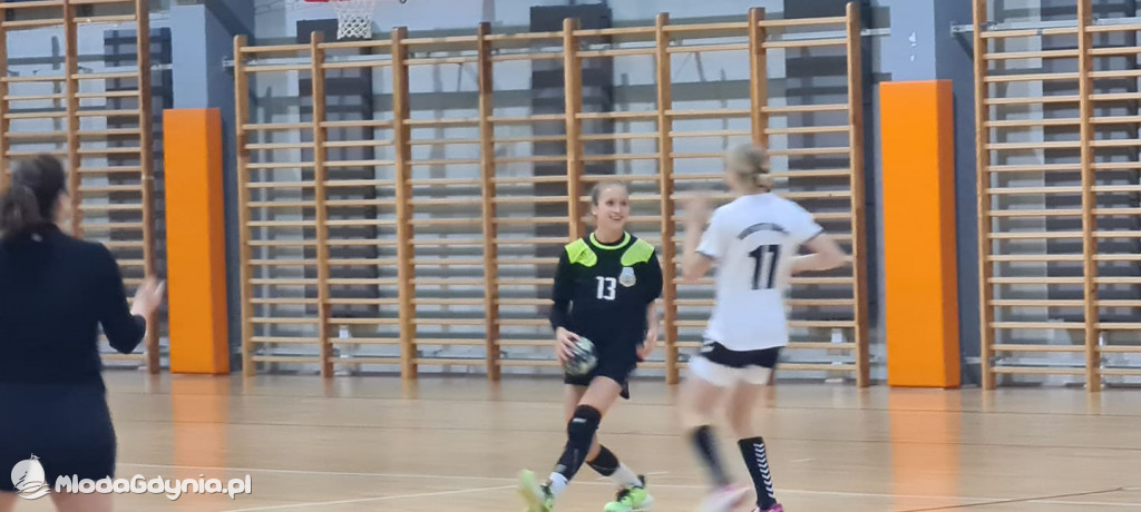 Iskra AMW GDYNIA- Uniwersytet Gdański - 31:40